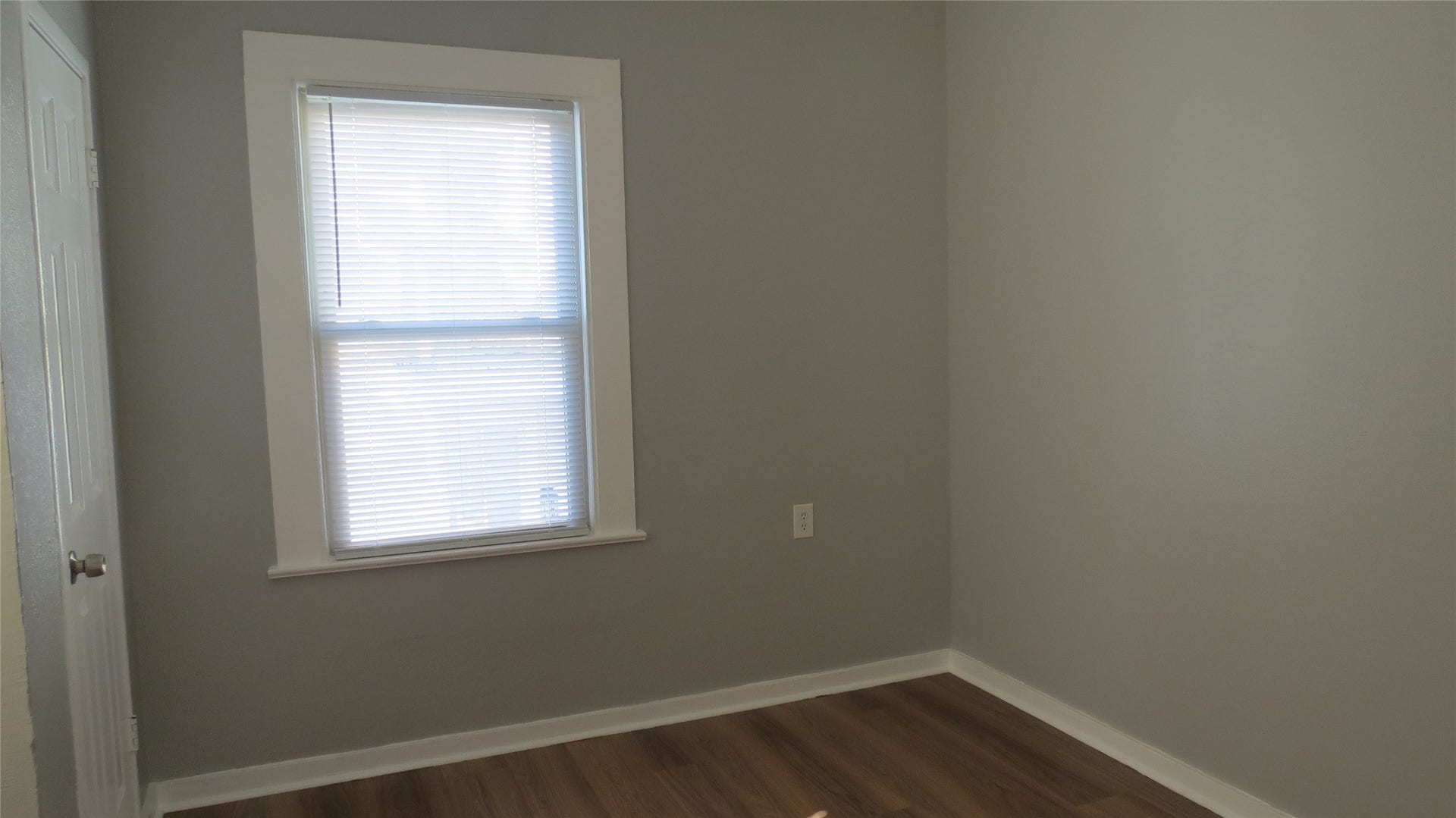 2809 Ball Street, #2, Galveston, TX 77550 BEDROOM