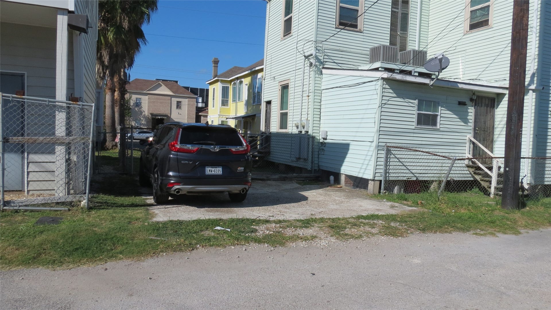 2809 Ball Street, #2, Galveston, TX 77550 PARKING