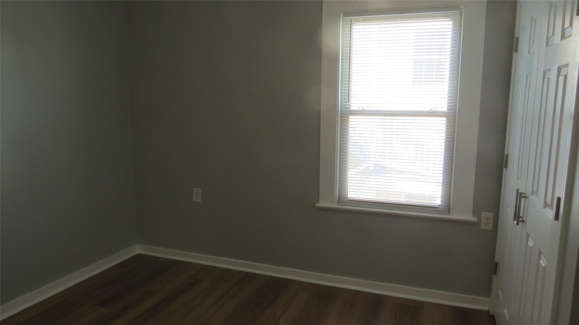 2809 Ball Street, #2, Galveston, TX 77550 BEDROOM