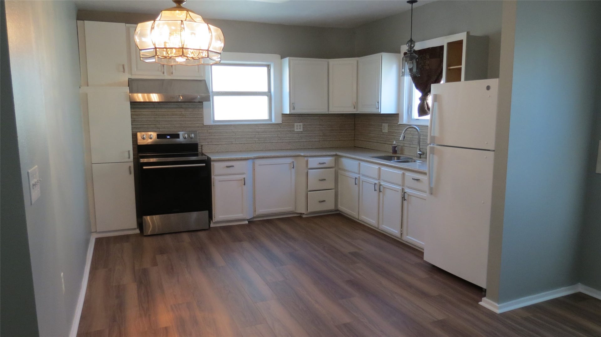 2809 Ball Street, #2, Galveston, TX 77550 KITCHEN