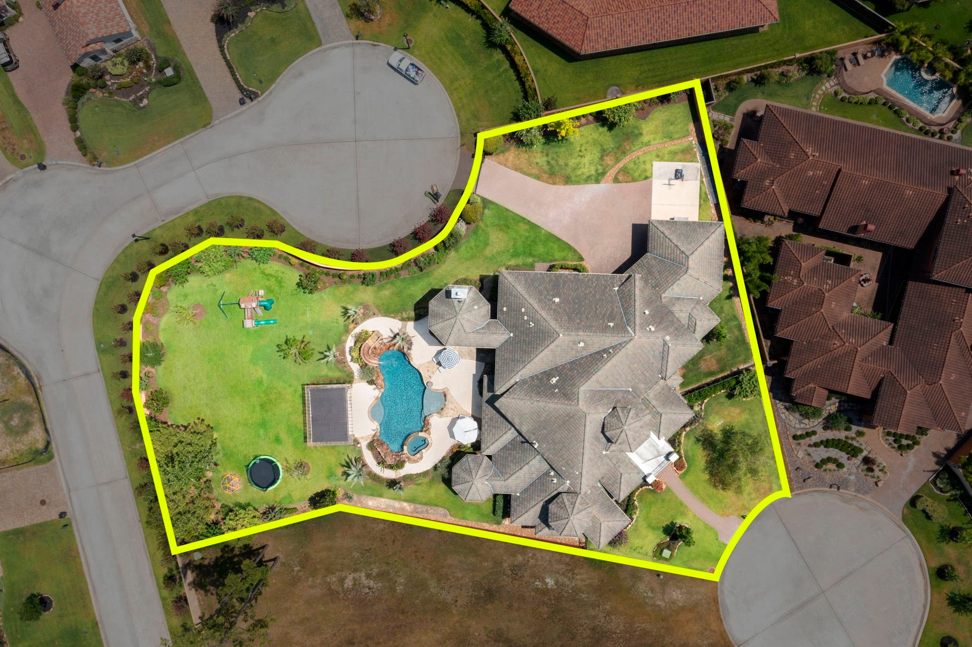 13 Pleasant Shadows Drive, Spring, TX 77389 13 Pleasant Shadows Drive, Spring, TX 77389