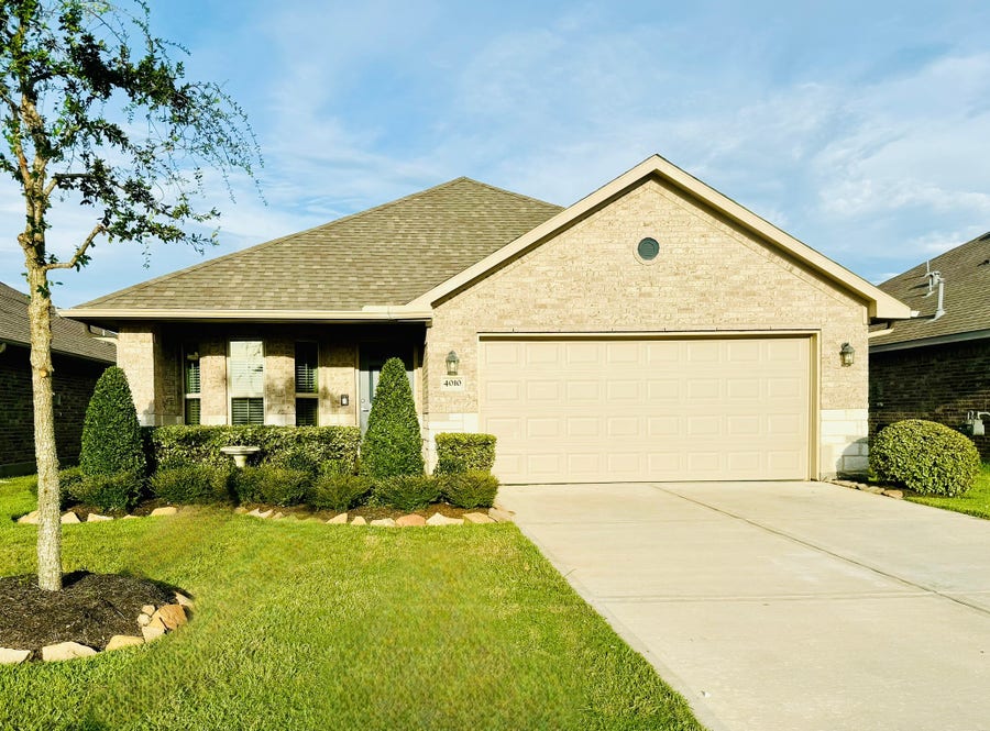 Property photo for 4010 Southall Place, Texas City, TX