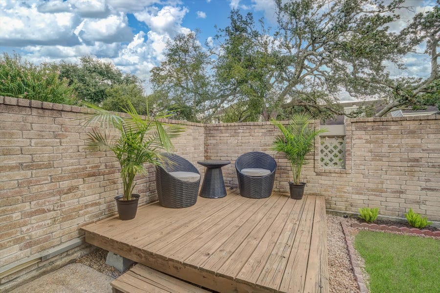 Property photo for 7080 Greenway Chase Street, Houston, TX