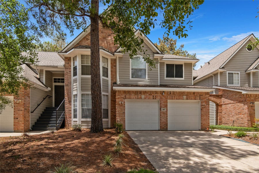 Property photo for 107 S Spiral Vine Circle, The Woodlands, TX