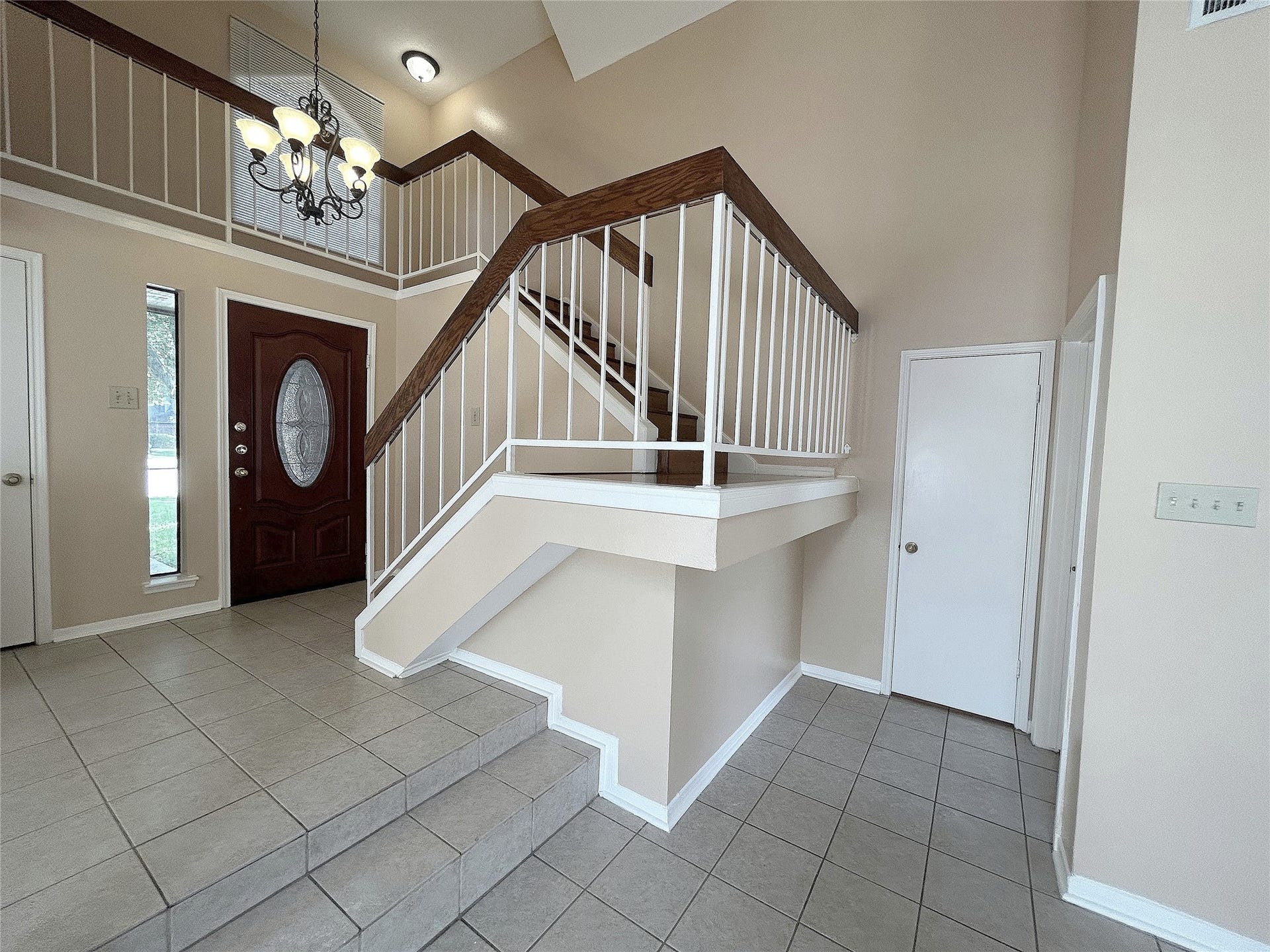 7703 Valera Lane, Houston, TX 77083 Stair way