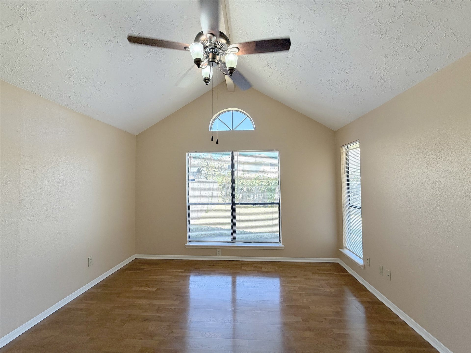 7703 Valera Lane, Houston, TX 77083 Primary bedroom