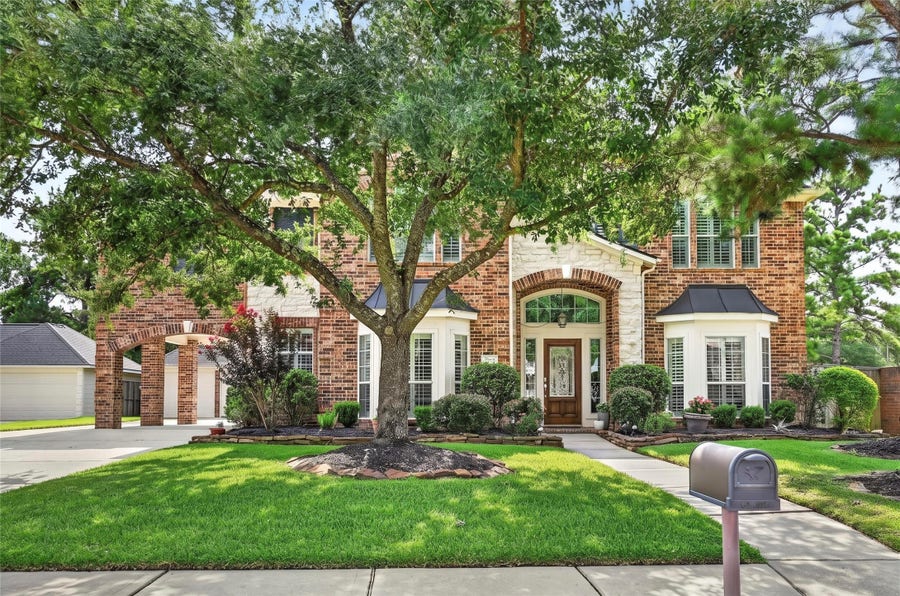 Property photo for 10111 Earlington Manor Drive, Spring, TX