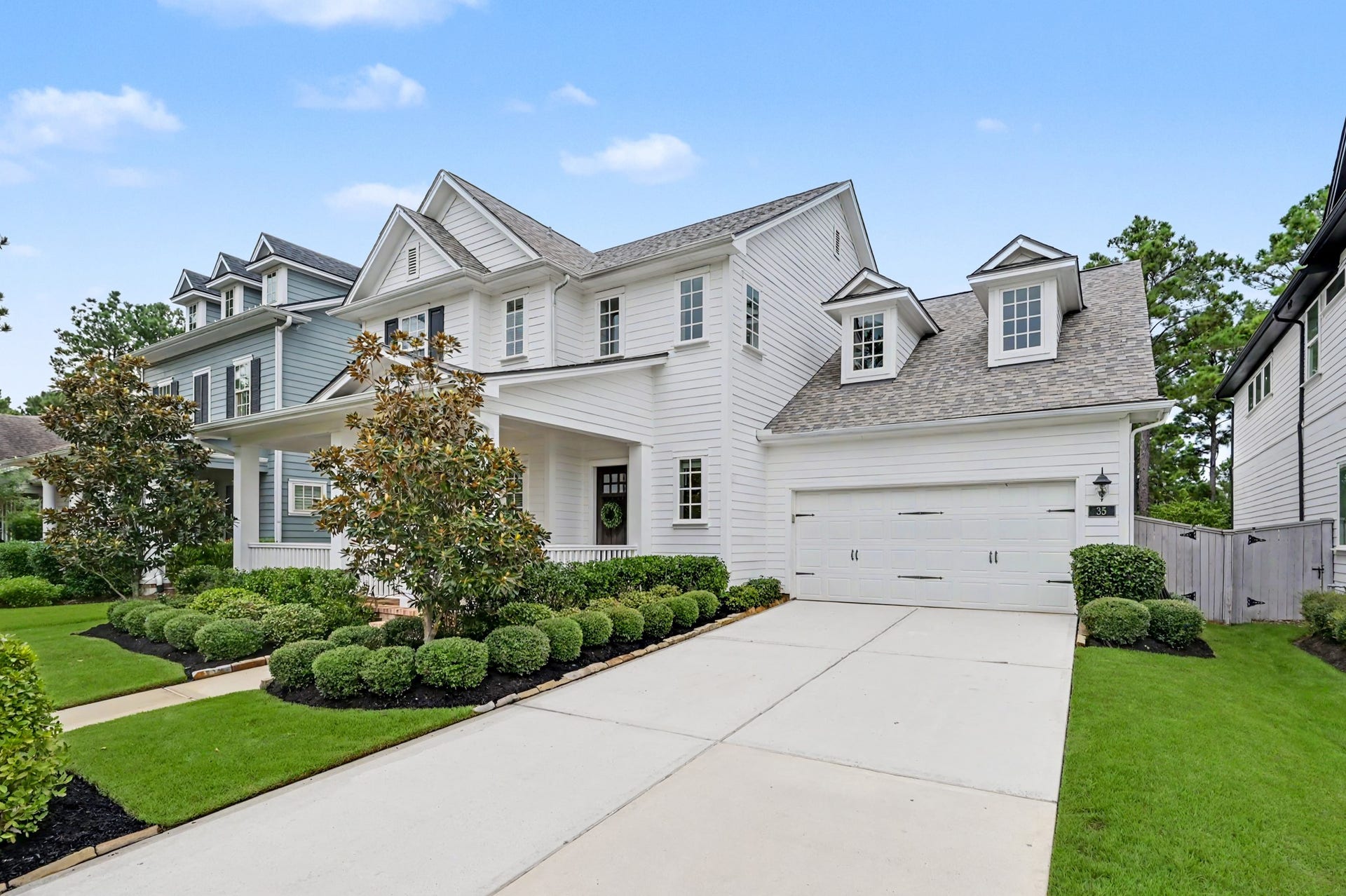 35 W Sawyer Ridge Drive, The Woodlands, TX 77389 35 W Sawyer Ridge Drive, The Woodlands, TX 77389