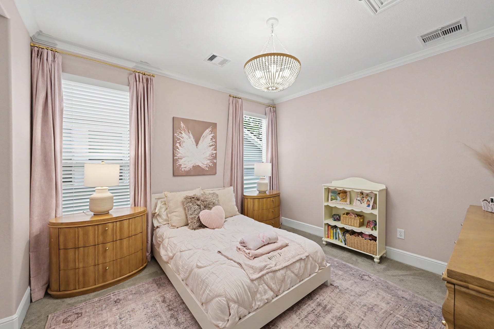 35 W Sawyer Ridge Drive, The Woodlands, TX 77389 35 W Sawyer Ridge Drive, The Woodlands, TX 77389