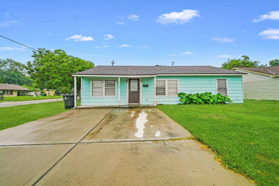 Property photo for 5003 Ridgeway Drive, Houston, TX