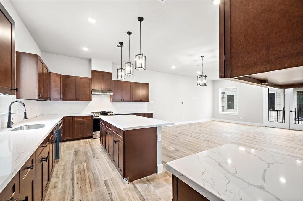 228 W 28th Street, Houston, TX 77008 228 W 28th Street, Houston, TX 77008