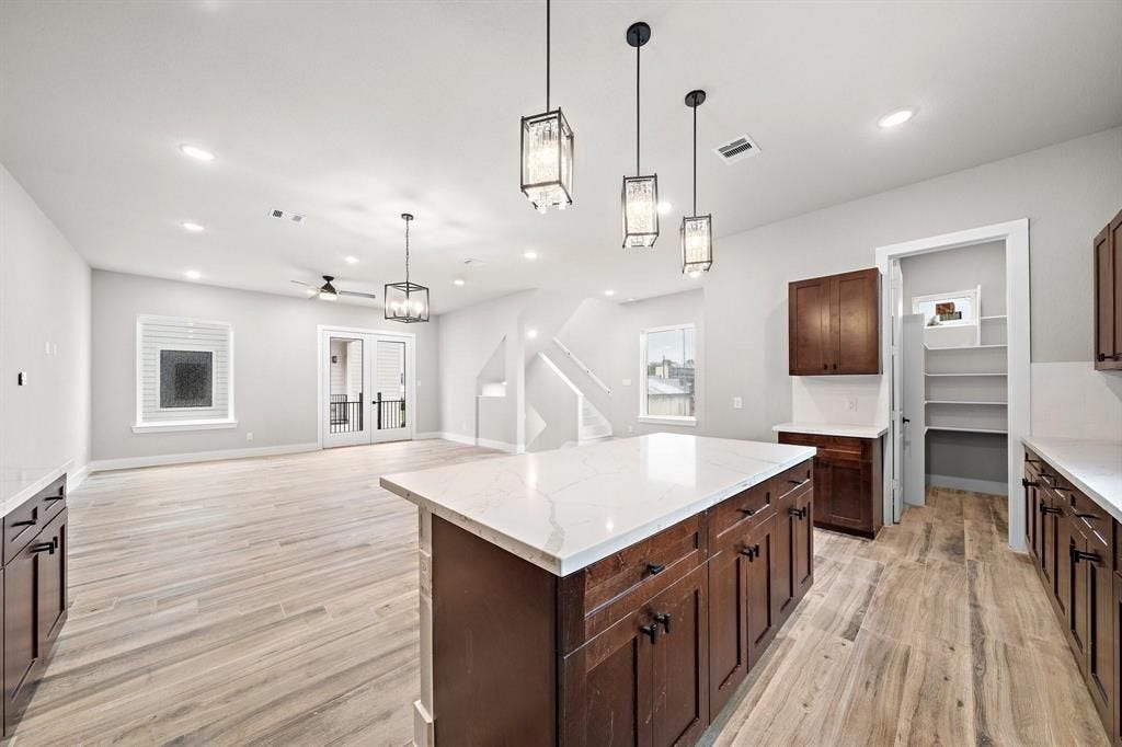 228 W 28th Street, Houston, TX 77008 228 W 28th Street, Houston, TX 77008