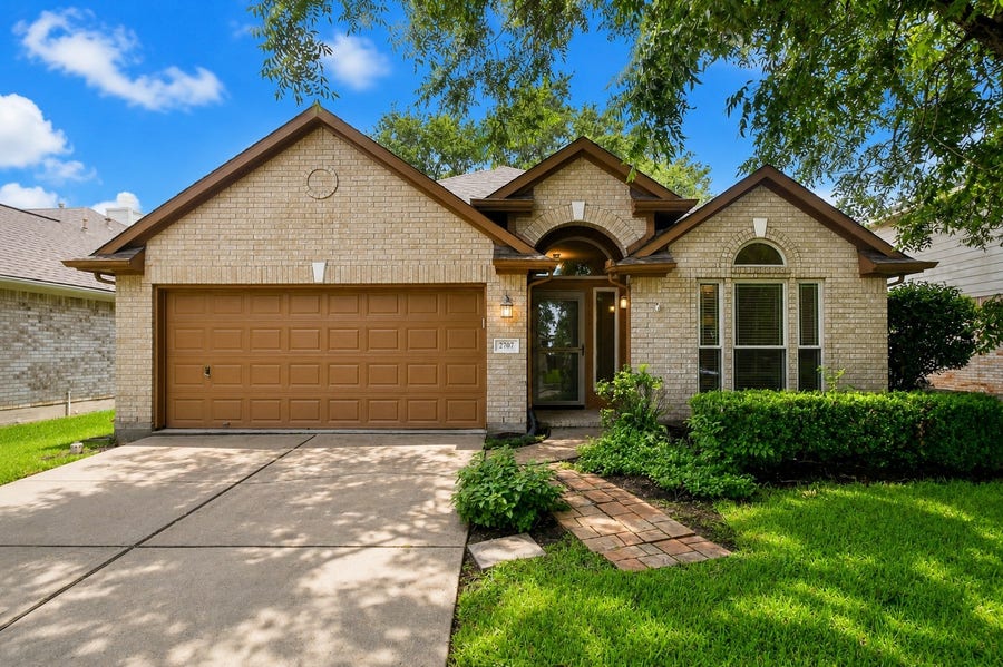 Property photo for 2707 Millers Falls Court, Richmond, TX