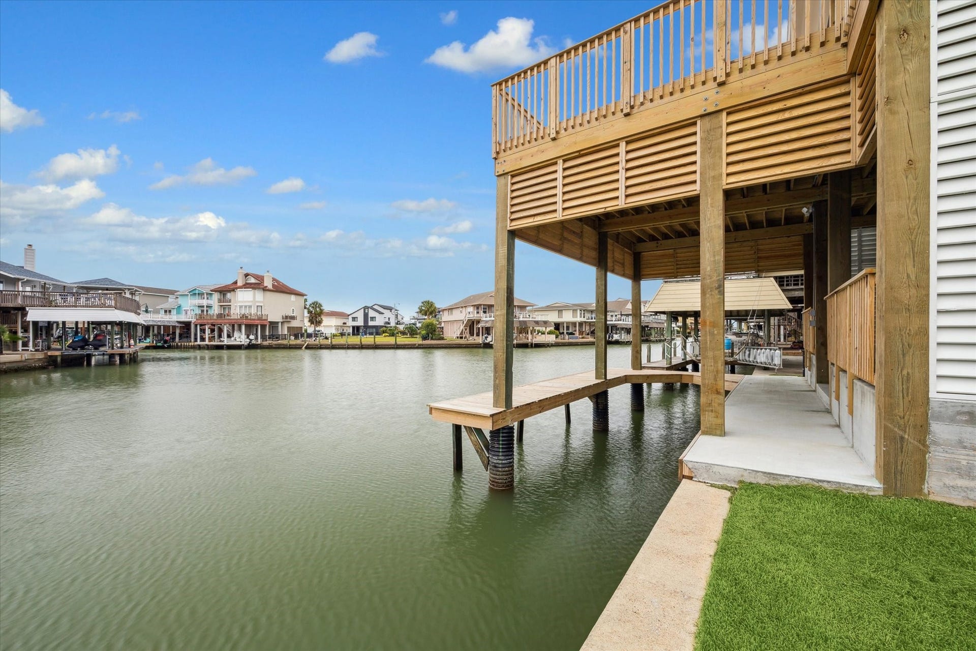 230 Bora Bora Drive, Tiki Island, TX 77554 230 Bora Bora Drive, Tiki Island, TX 77554