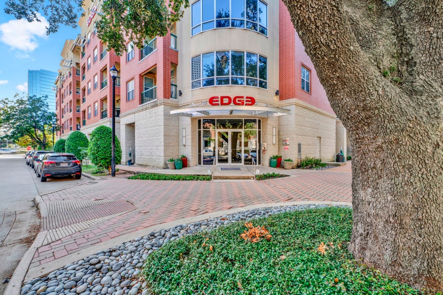 Property photo for 300 St Joseph Parkway, #307, Houston, TX