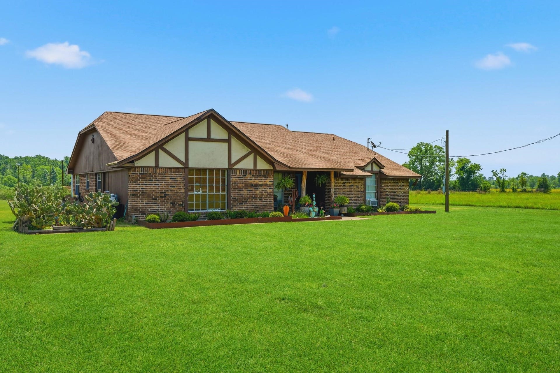 597 County Road 612, Dayton, TX 77535 597 County Road 612, Dayton, TX 77535