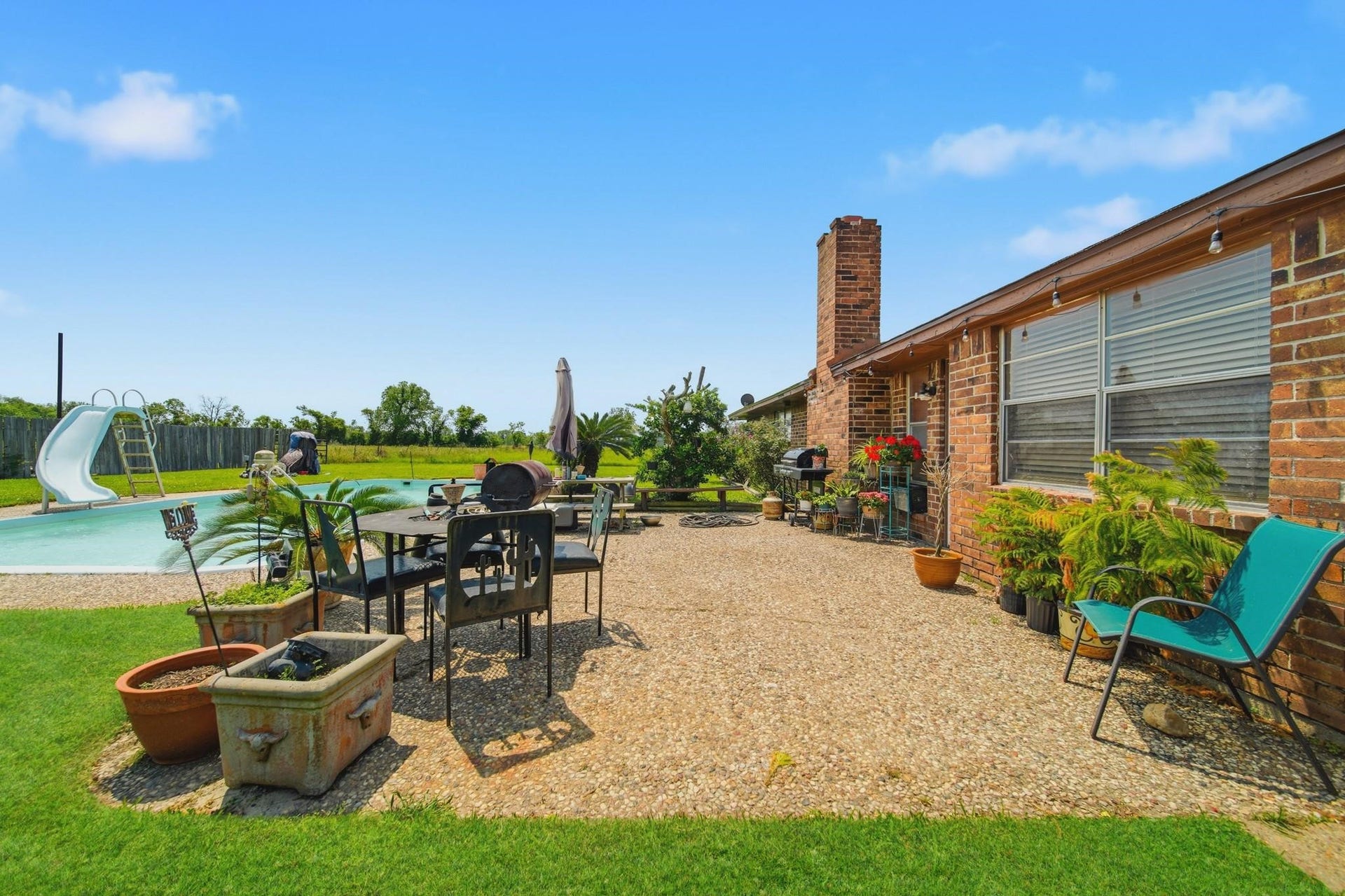 597 County Road 612, Dayton, TX 77535 597 County Road 612, Dayton, TX 77535