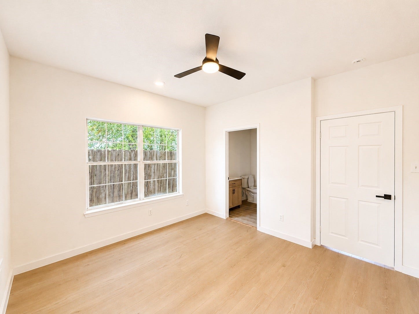4107 Lark Lane, Houston, TX 77025
