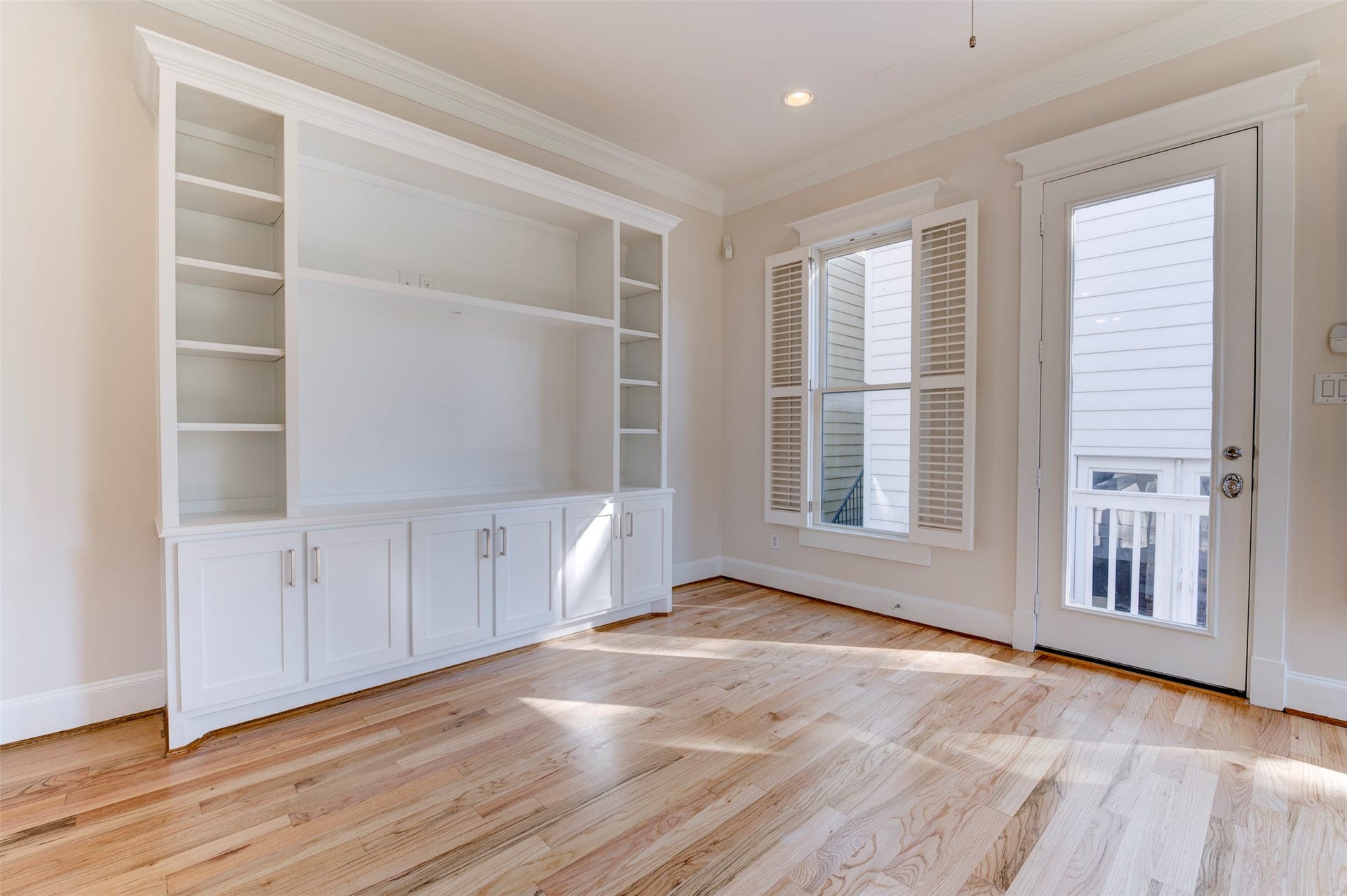728 E 27th Street, Houston, TX 77009