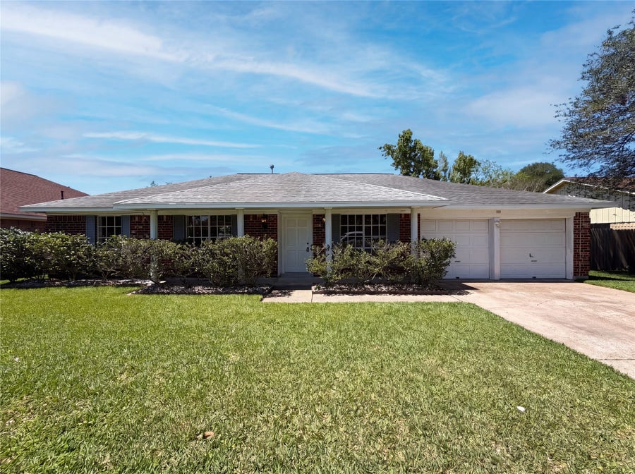 Property photo for 12614 A Bar Drive, Santa Fe, TX