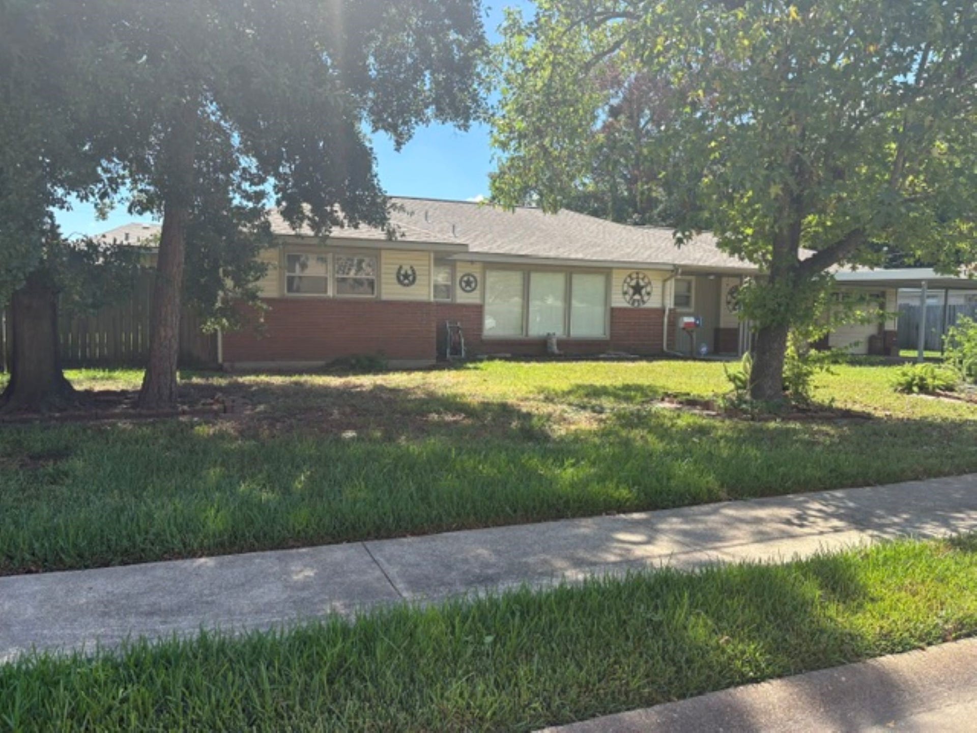 116 W 5th Street, Deer Park, TX 77536 116 W 5th Street, Deer Park, TX 77536