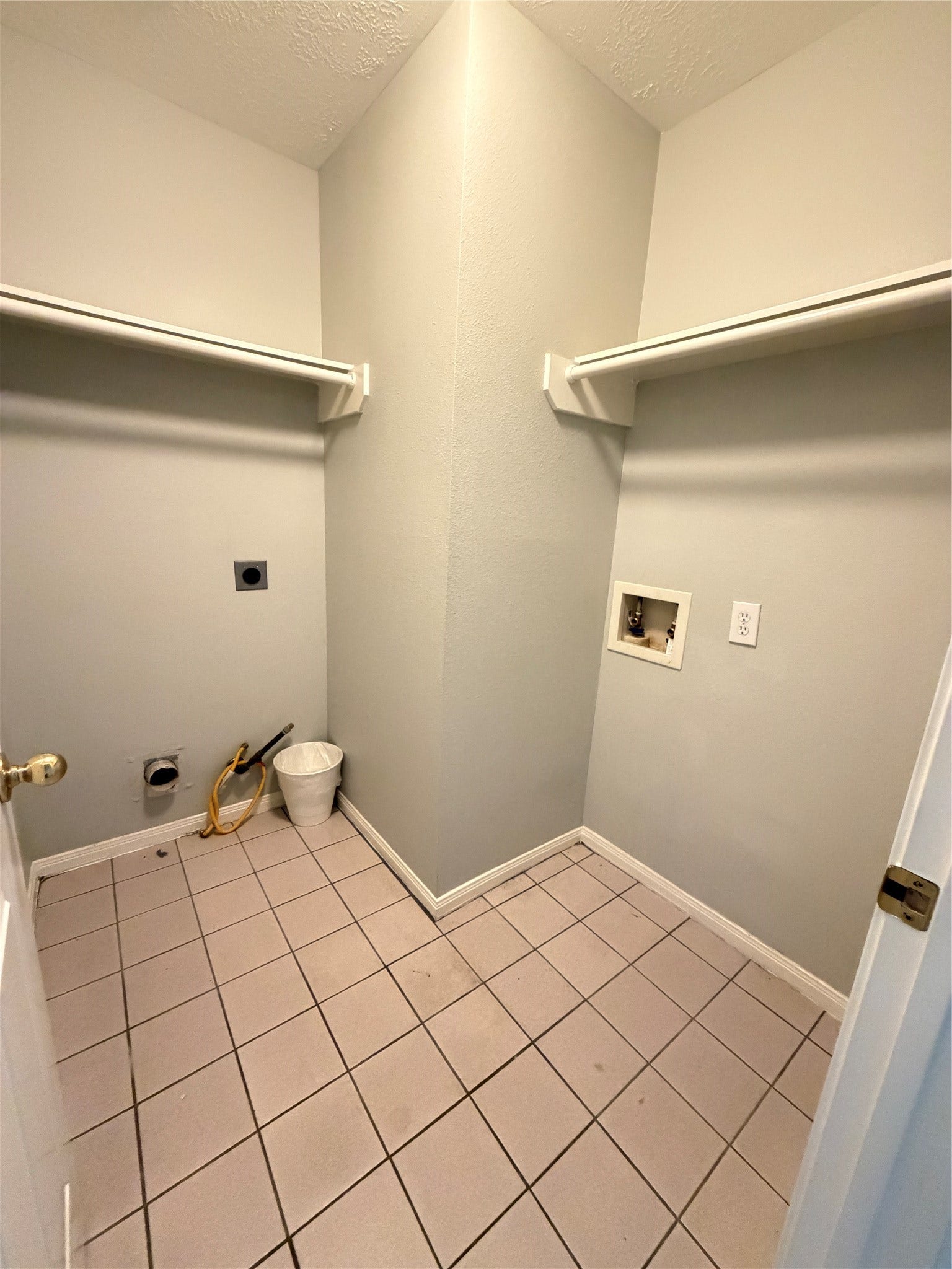 2618 Parkbriar Lane, Pearland, TX 77584 2618 Parkbriar Lane, Pearland, TX 77584