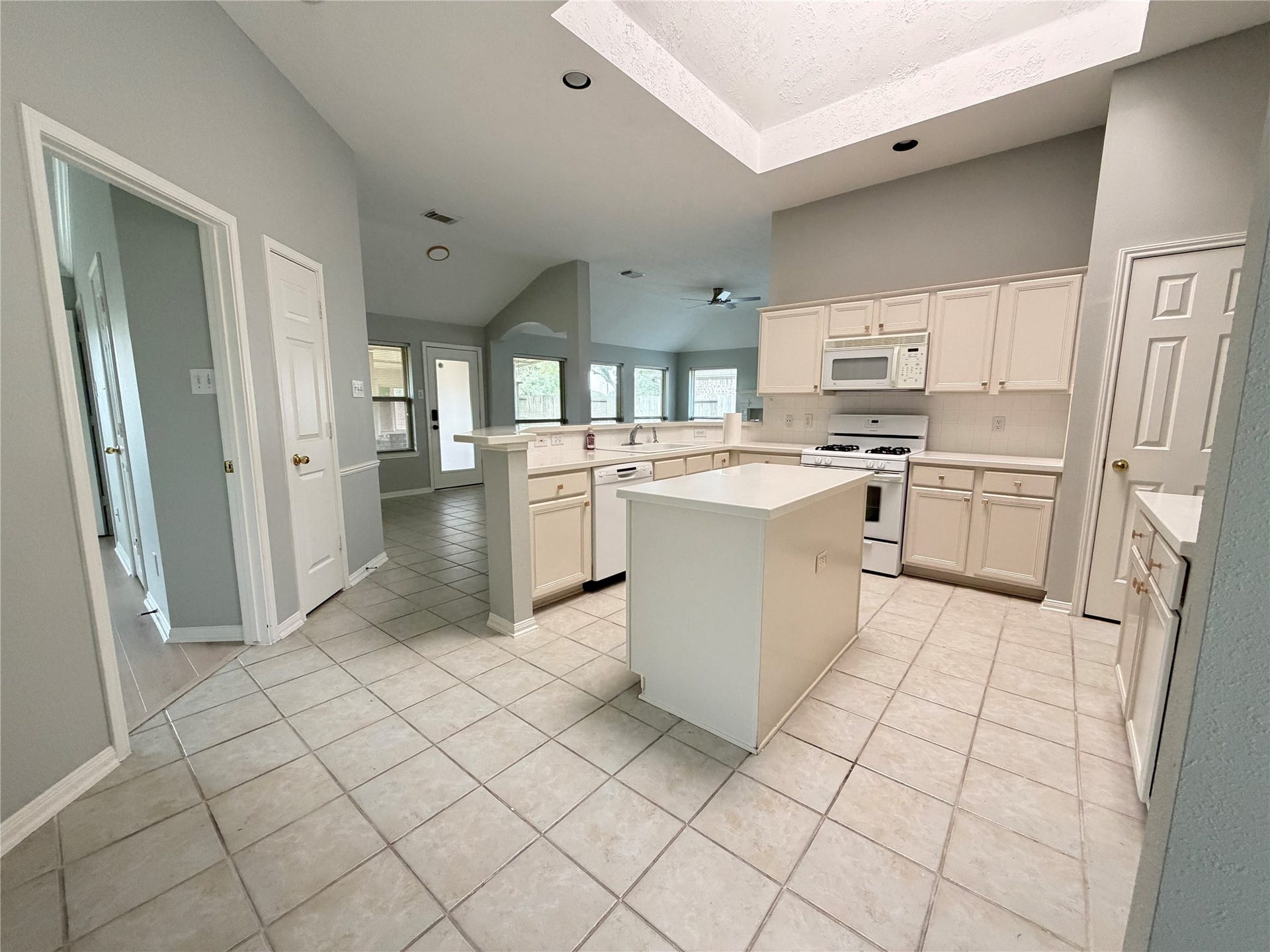 2618 Parkbriar Lane, Pearland, TX 77584 2618 Parkbriar Lane, Pearland, TX 77584