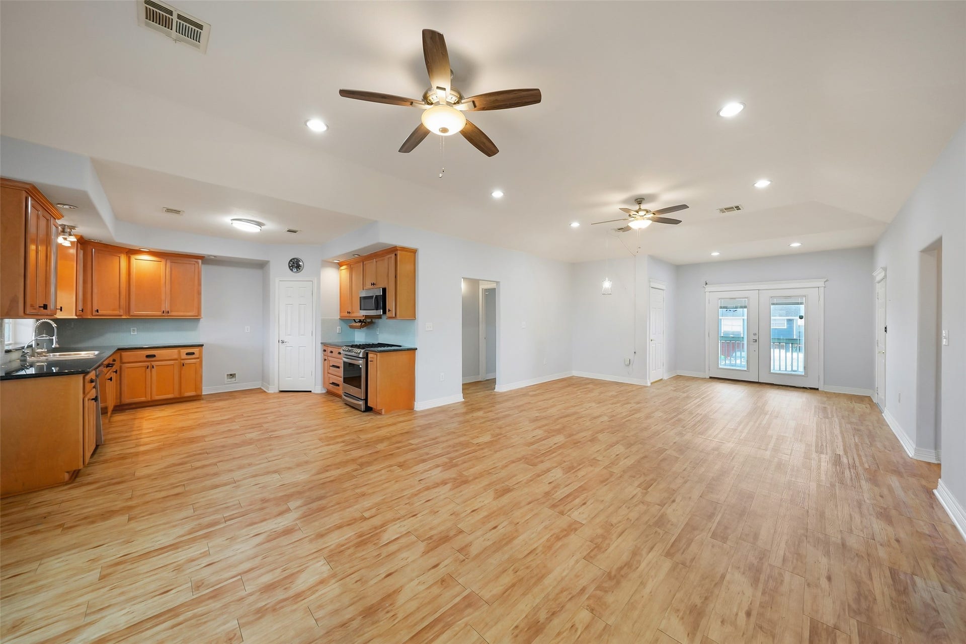 Dining Room / Living Room
