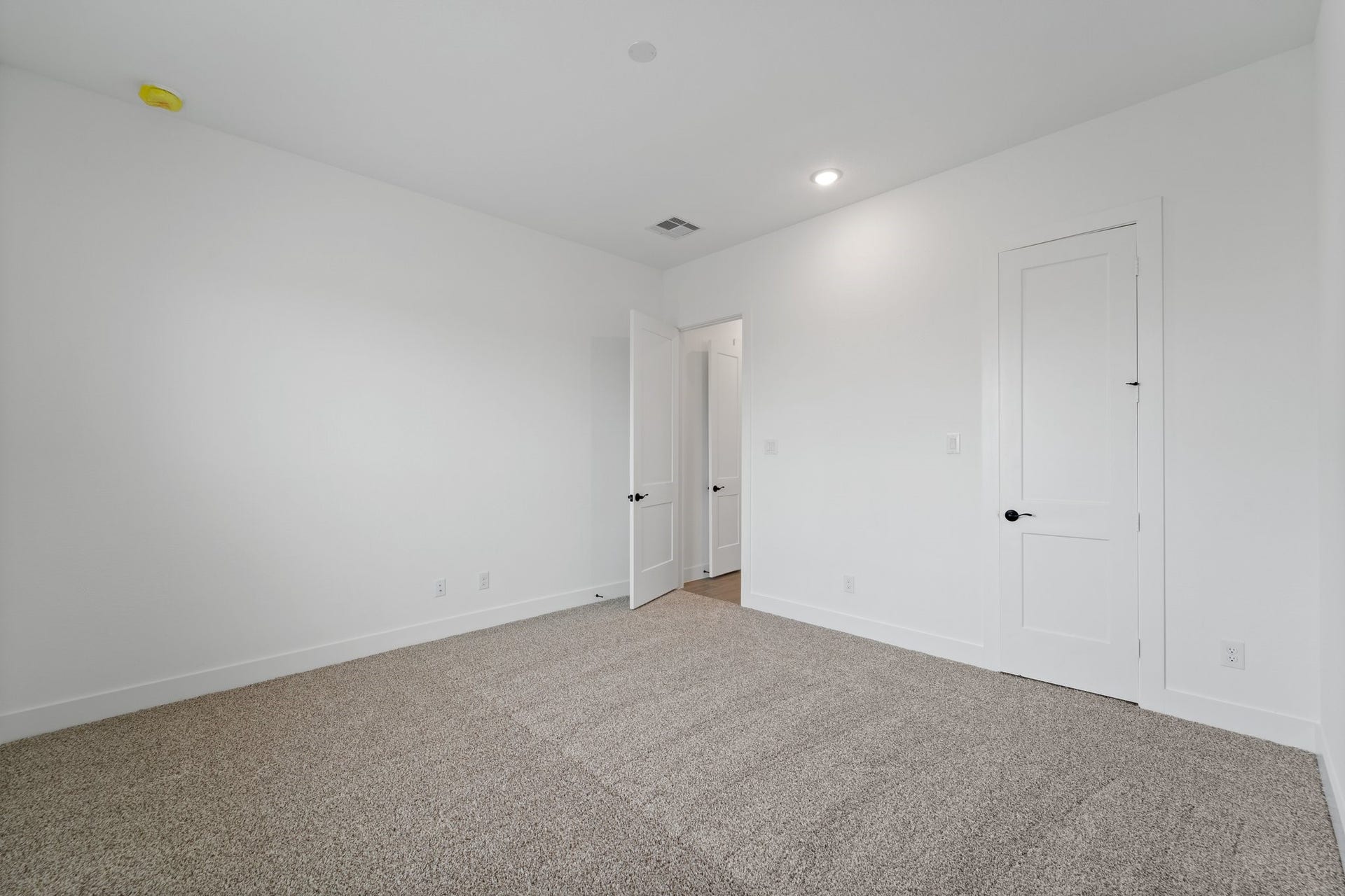 Photos are REPRESENTATIVE of the home /floor plan and are NOT of the actual home.  Selections, features, and room options vary.