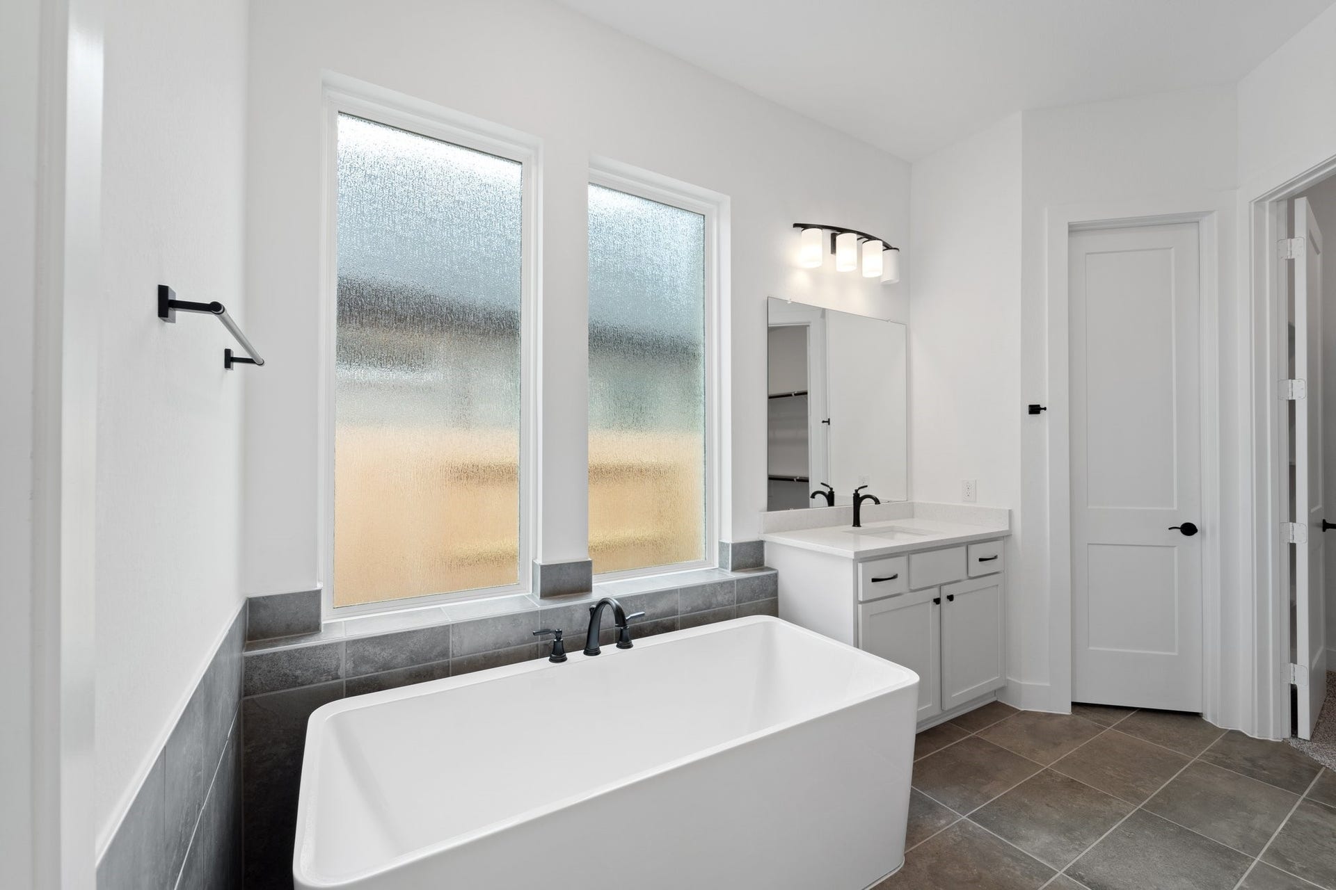 Photos are REPRESENTATIVE of the home /floor plan and are NOT of the actual home.  Selections, features, and room options vary.