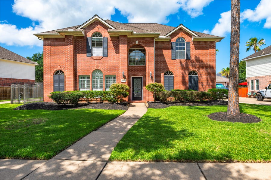 Property photo for 3124 Sand Shadow Drive, League City, TX