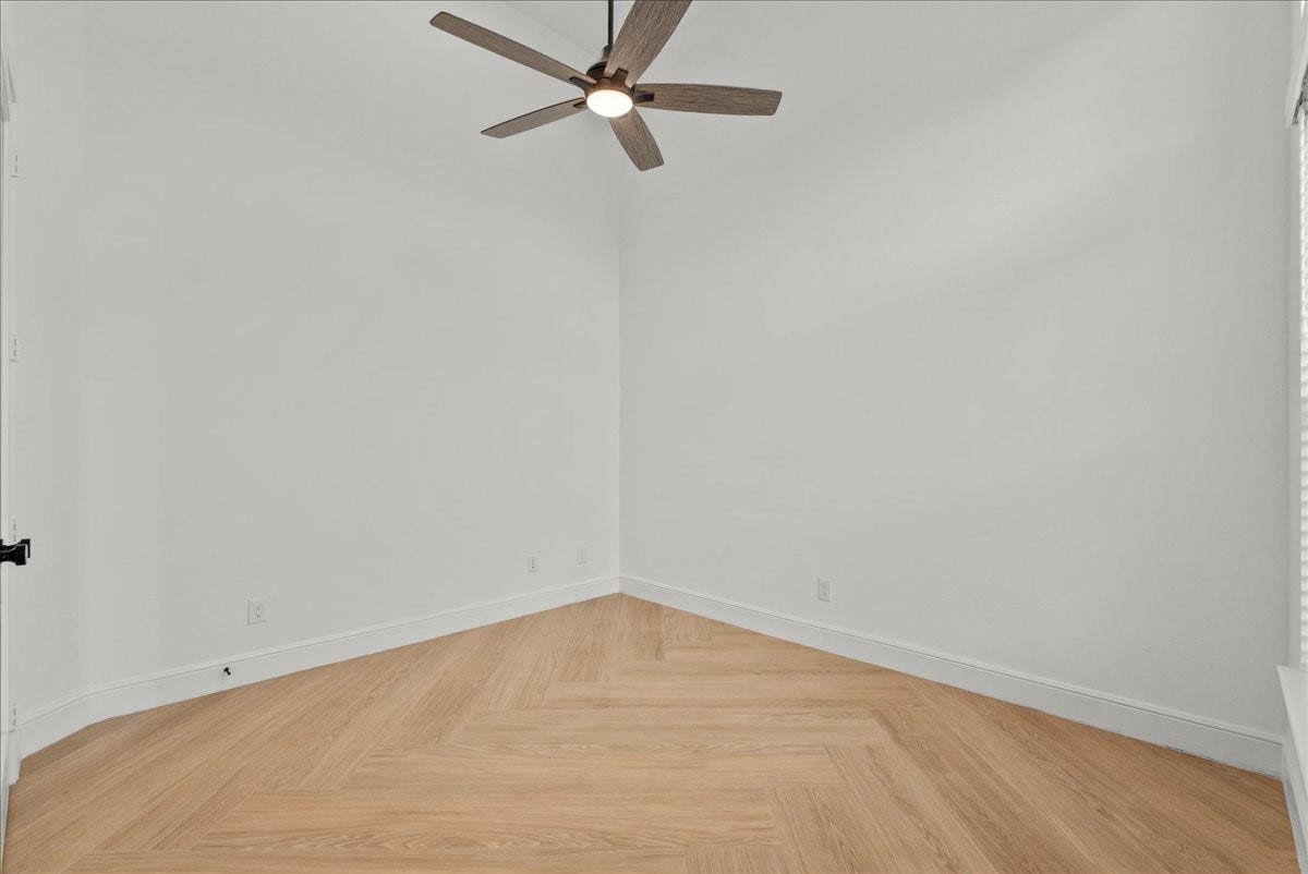 3013 Shelly Bayou Court, League City, TX 77573 Home Office