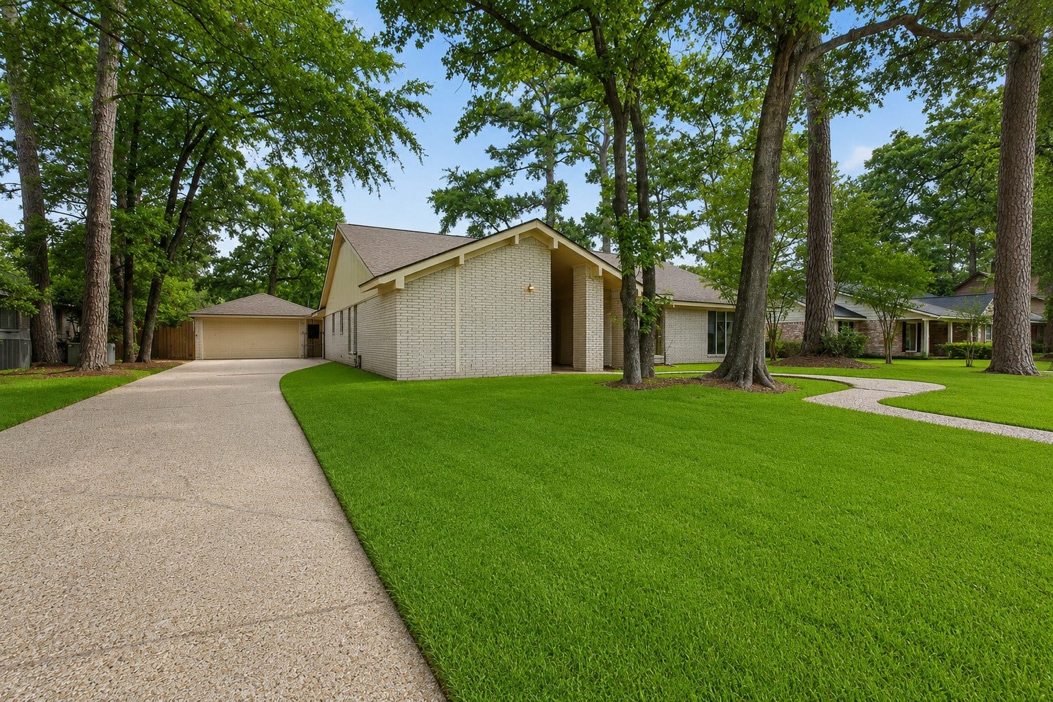 1927 HIDDEN CREEK Drive, Kingwood, TX 77339 1927 HIDDEN CREEK Drive, Kingwood, TX 77339