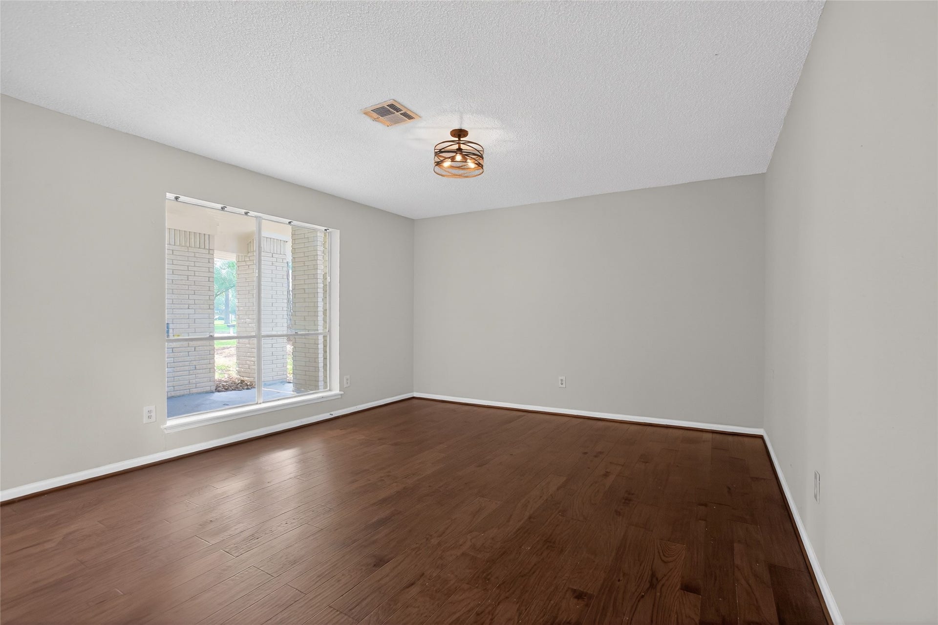 1927 HIDDEN CREEK Drive, Kingwood, TX 77339 1927 HIDDEN CREEK Drive, Kingwood, TX 77339