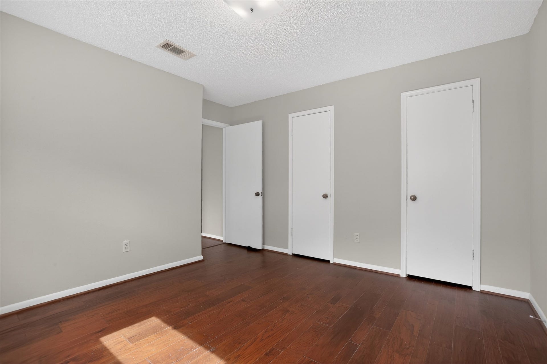 1927 HIDDEN CREEK Drive, Kingwood, TX 77339 1927 HIDDEN CREEK Drive, Kingwood, TX 77339