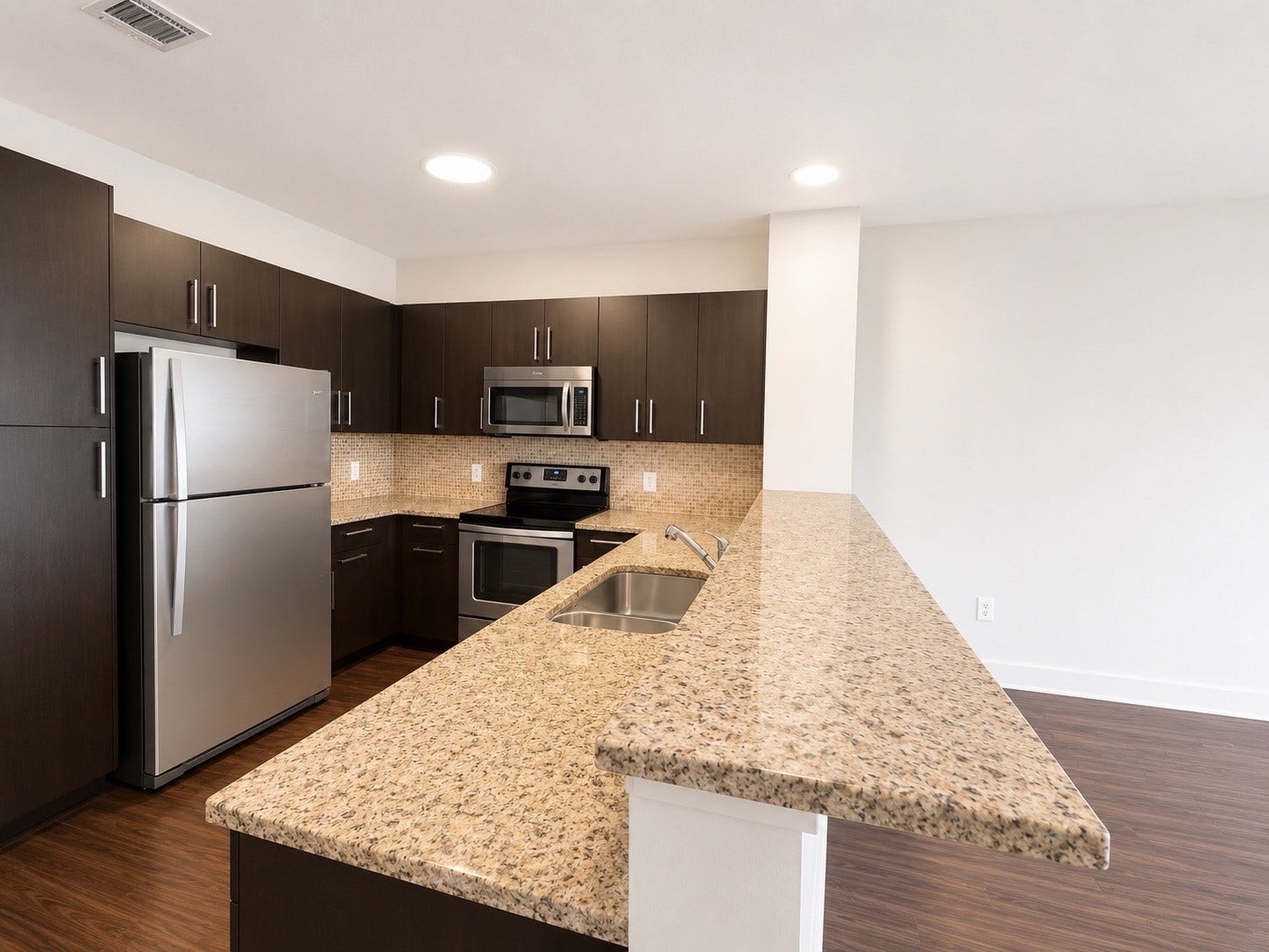 1340 W Gray Street, #225-P6, Houston, TX 77019