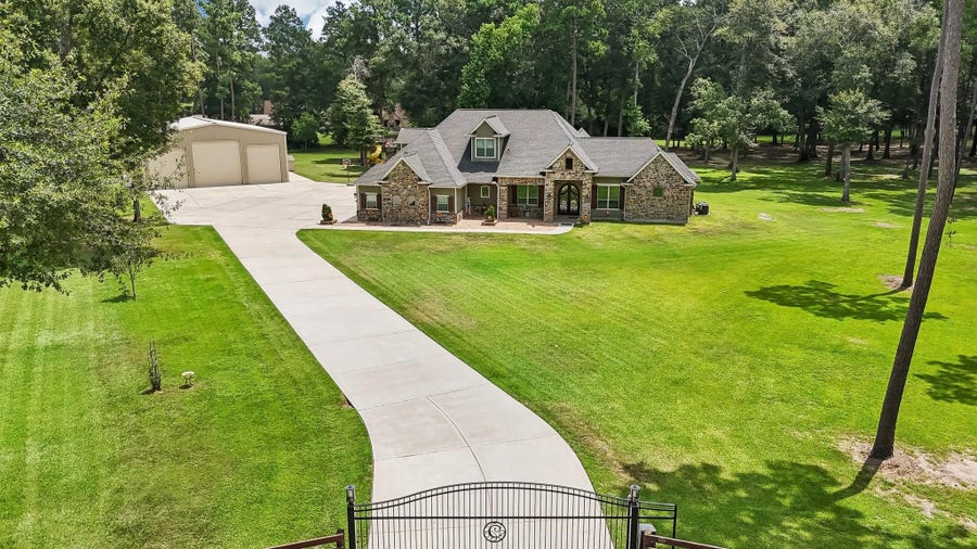 Property photo for 21999 Blazing Trail, New Caney, TX