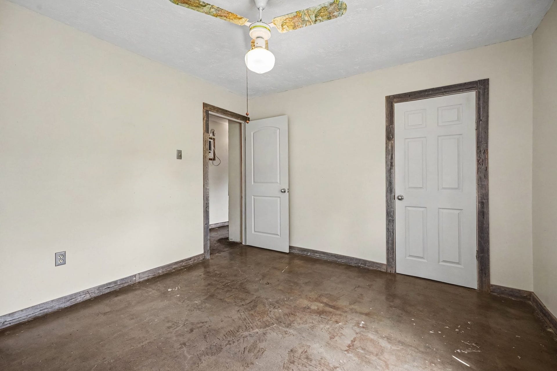 3315 Saint Anne Street, Liverpool, TX 77577 3315 Saint Anne Street, Liverpool, TX 77577