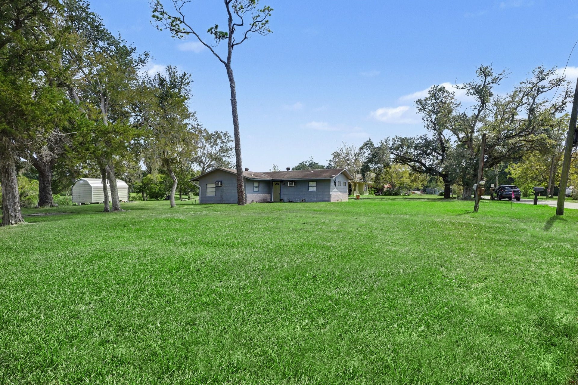 3315 Saint Anne Street, Liverpool, TX 77577 3315 Saint Anne Street, Liverpool, TX 77577