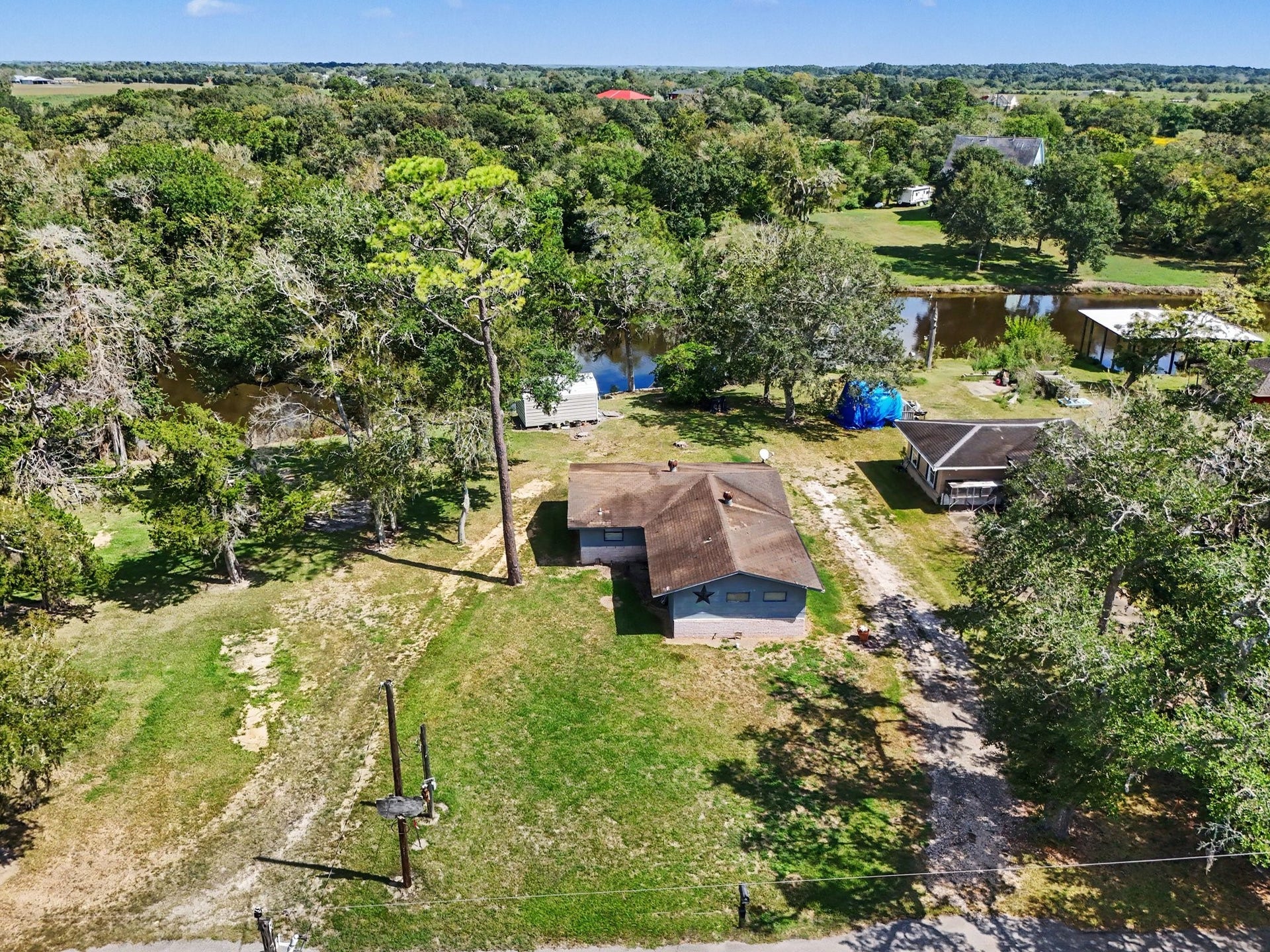 3315 Saint Anne Street, Liverpool, TX 77577 3315 Saint Anne Street, Liverpool, TX 77577