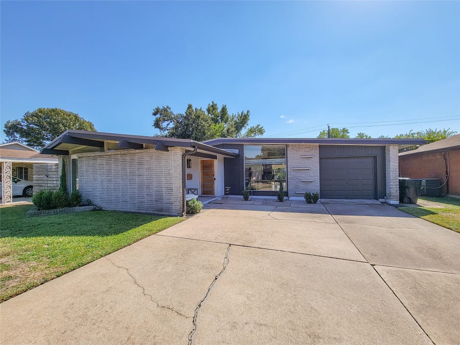 Property photo for 5231 Lamonte Lane, Houston, TX
