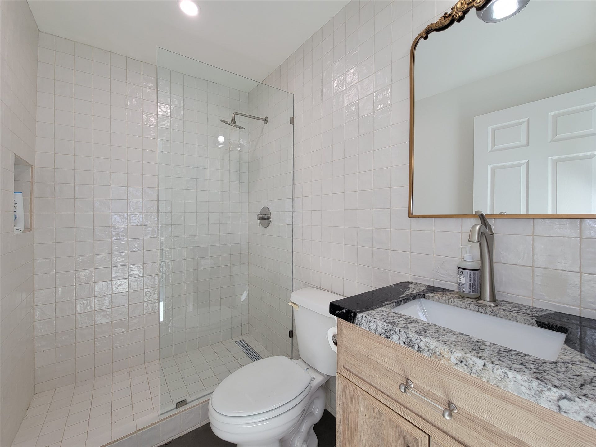 5231 Lamonte Lane, Houston, TX 77092 5231 Lamonte Lane, Houston, TX 77092