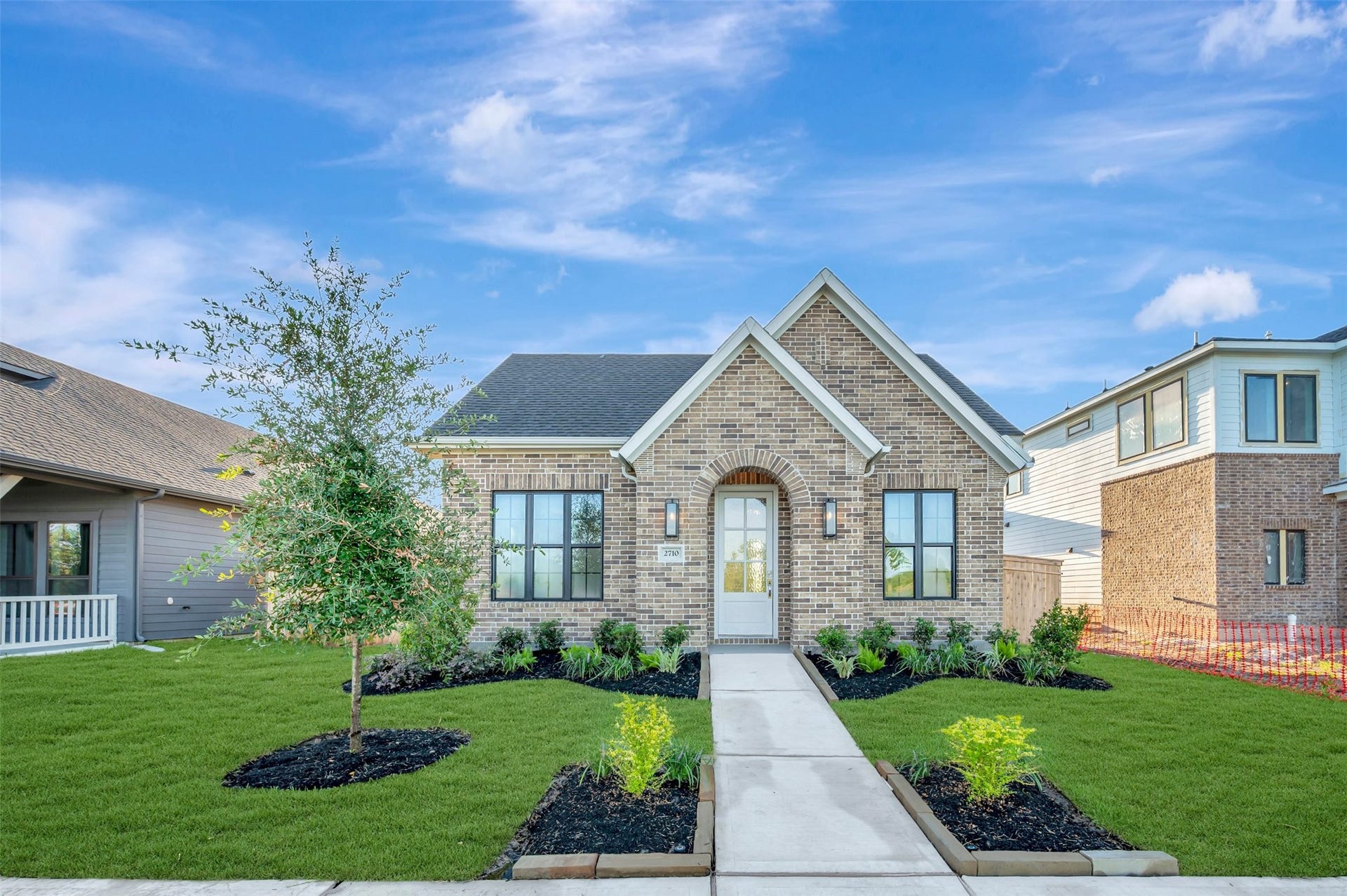 2710 Cottage Park Drive, Missouri City, TX 77459 THE BELLVILLE / ELEVATION A / MOVE IN READY NOW