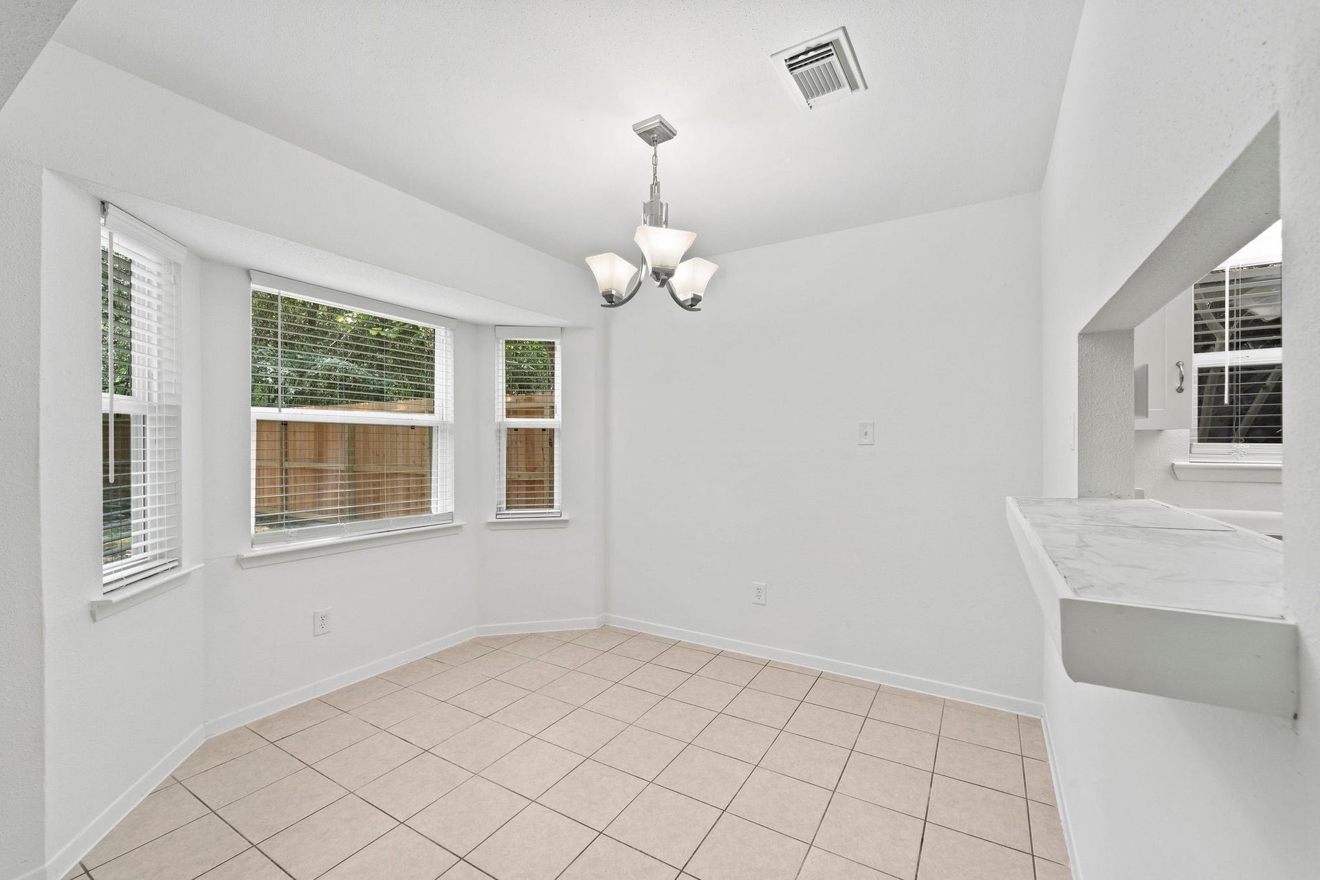 3 W Woodtimber Court, The Woodlands, TX 77381 3 W Woodtimber Court, The Woodlands, TX 77381