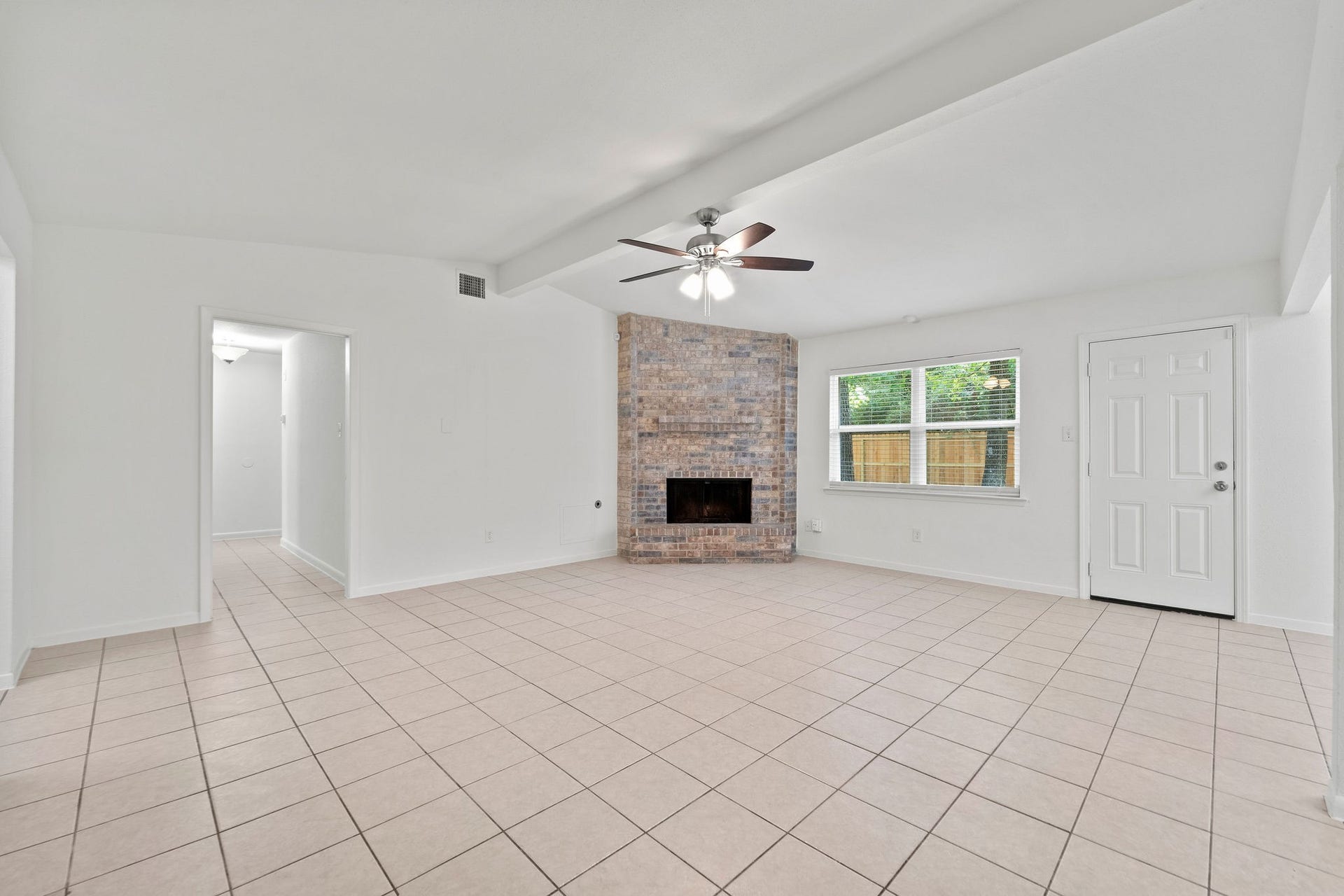 3 W Woodtimber Court, The Woodlands, TX 77381 3 W Woodtimber Court, The Woodlands, TX 77381