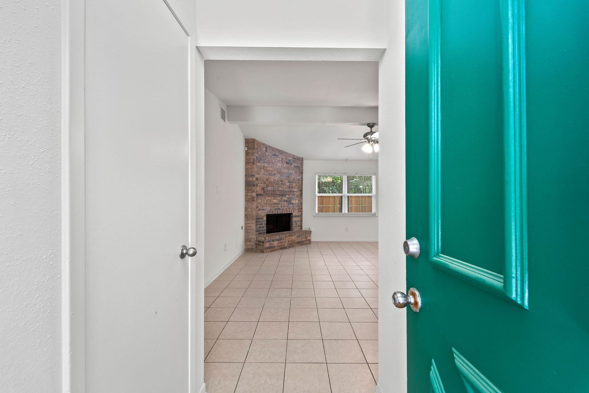 3 W Woodtimber Court, The Woodlands, TX 77381 3 W Woodtimber Court, The Woodlands, TX 77381