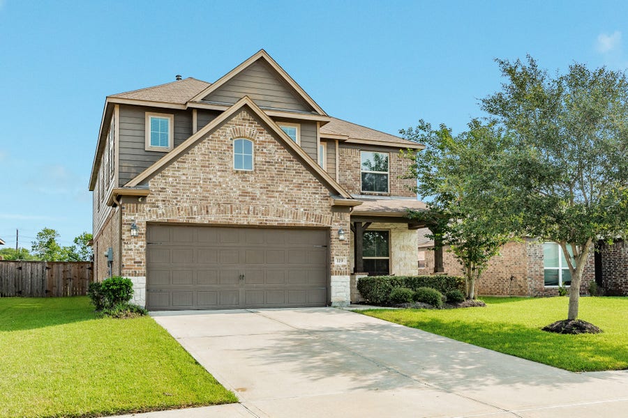 Property photo for 119 Bower Bloom Drive, Rosharon, TX