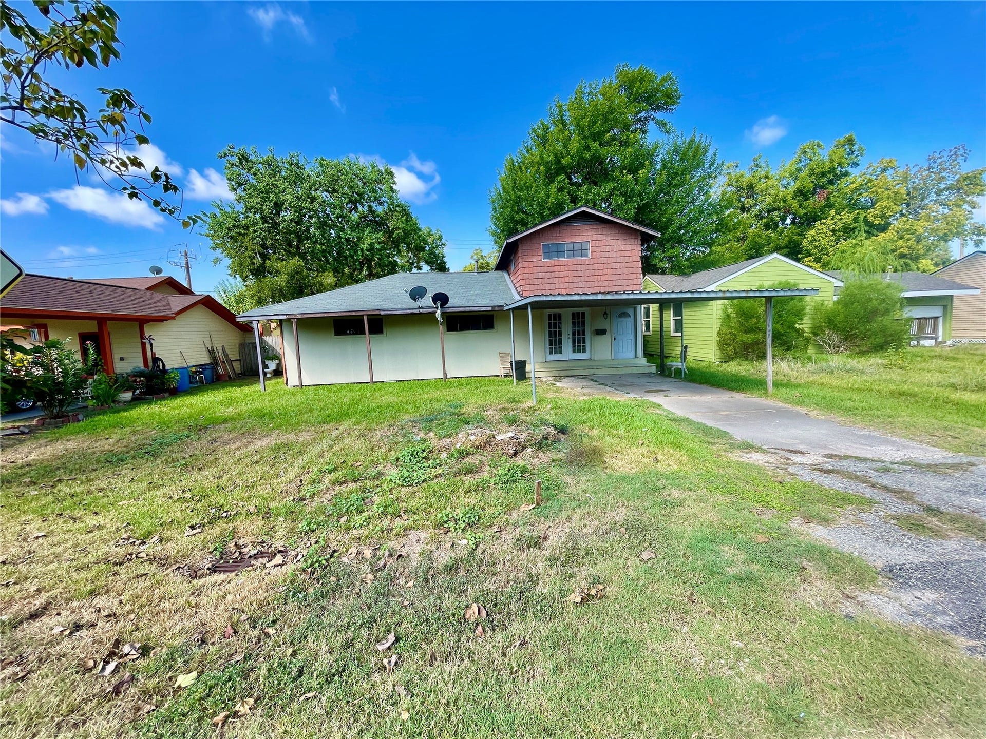 518 S Kansas Street, La Porte, TX 77571 Welcome!