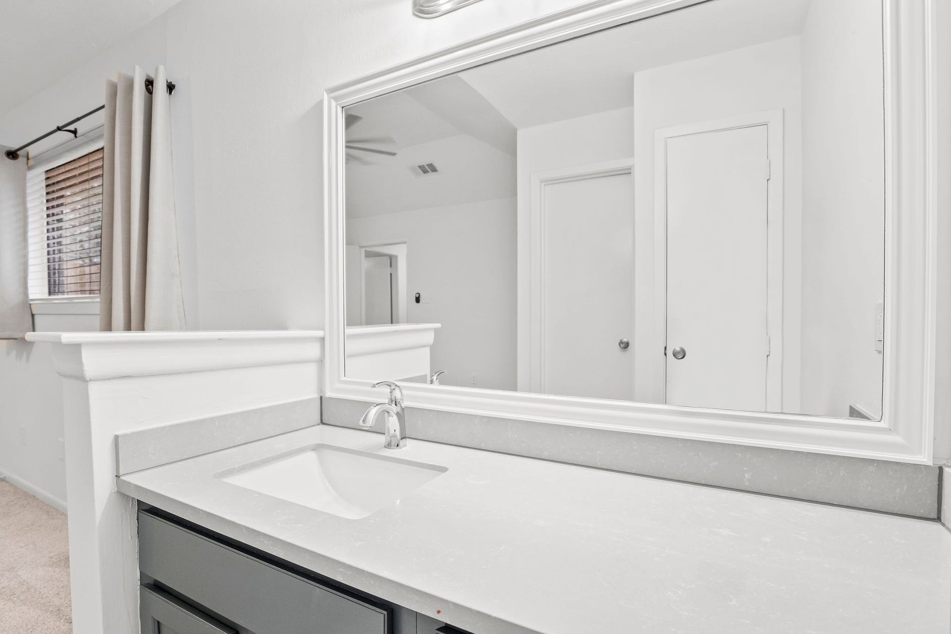 22 Braemar Forest Street, The Woodlands, TX 77381 22 Braemar Forest Street, The Woodlands, TX 77381