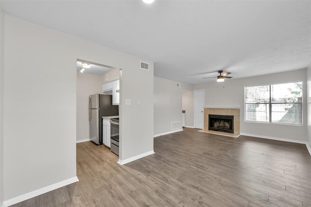 900 Holly Drive, #3, Conroe, TX 77301 900 Holly Drive, #3, Conroe, TX 77301